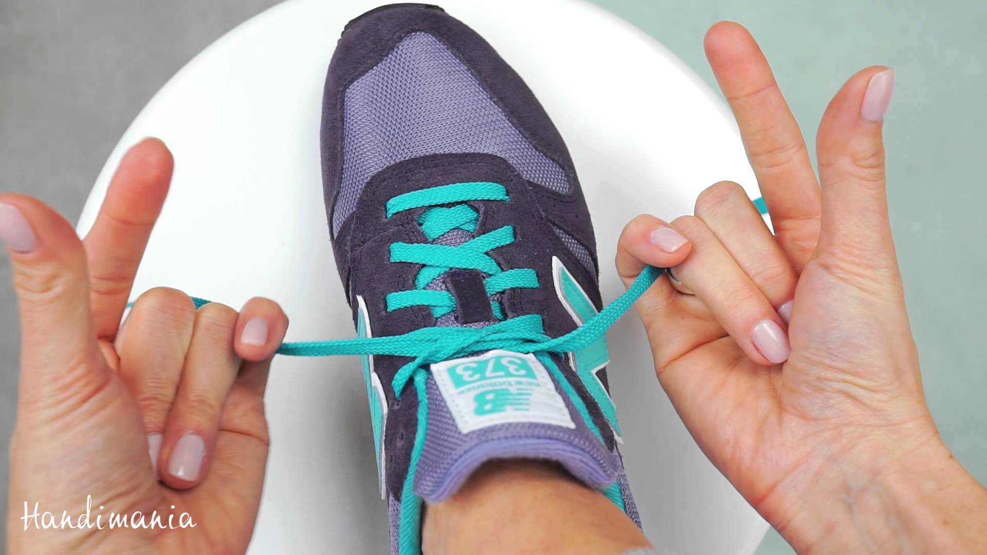 simple way to tie shoes